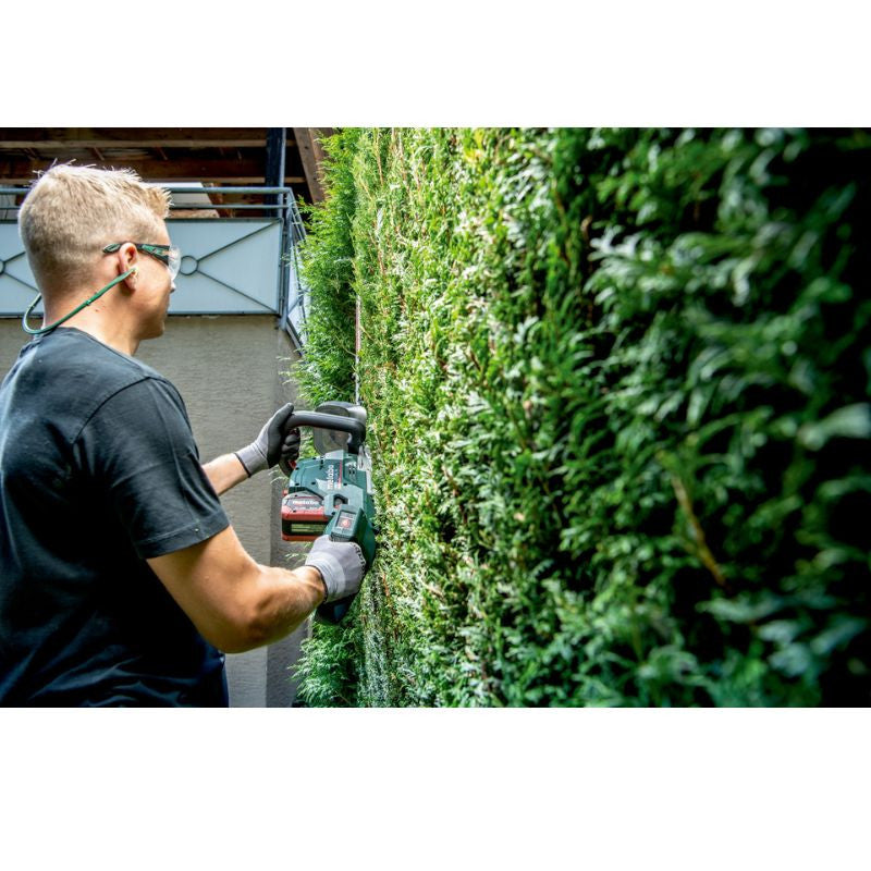 Taille haie sans fil METABO HS 18 LTX BL 55 - 55cm - 18V - Machine nue (sans batterie ni chargeur)