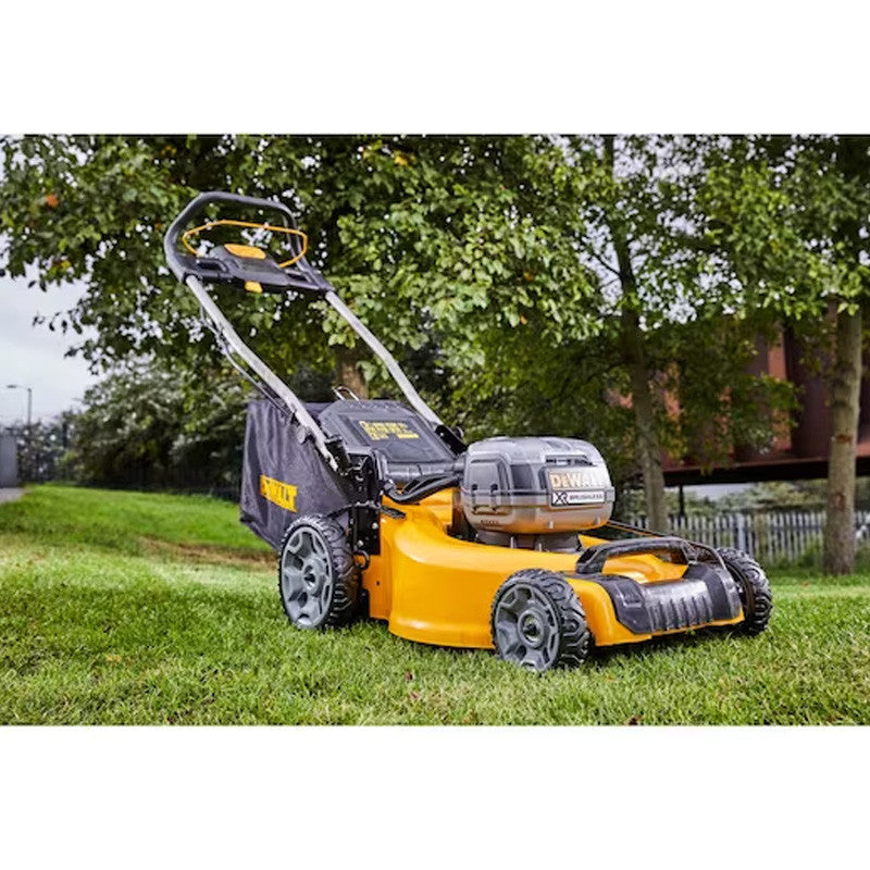 Tondeuse 48cm 18V DEWALT DCMW564P2-QW avec 2 batteries 5,0 Ah