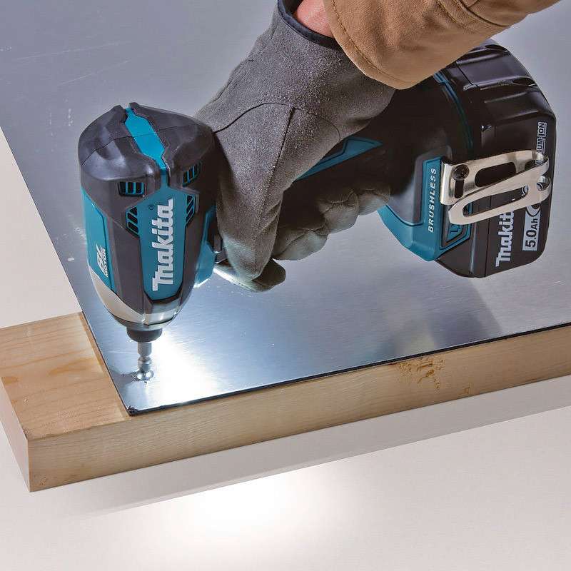 Visseuse à chocs MAKITA DTD153ZJ 18V Li-Ion 170Nm (Machine Nue)