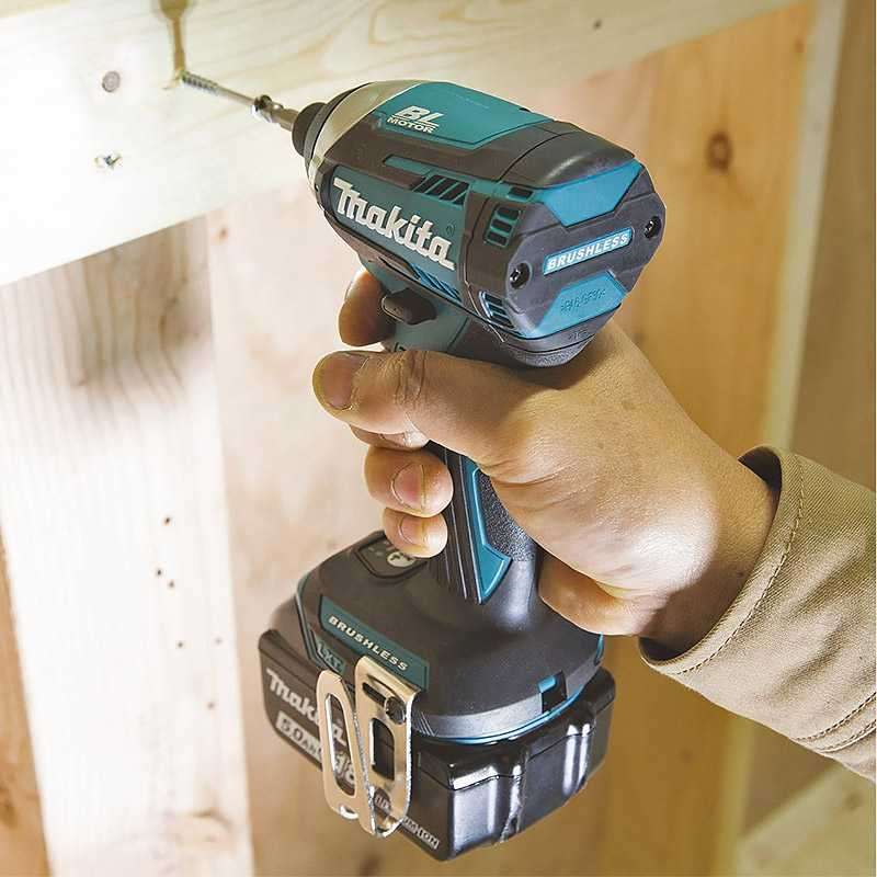 Visseuse à chocs MAKITA DTD154RTJ 18 V Li-ion 175 Nm (2x5Ah)